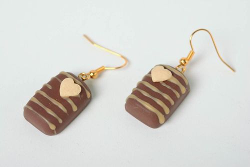 Pendientes originales de arcilla polimérica hechos a mano estilosos femeninos - MADEheart.com