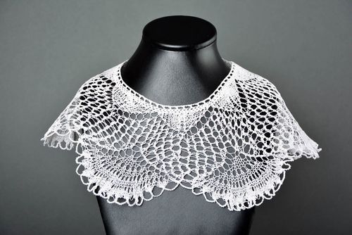 Handmade openwork collar crocheted feminine collar white elegant accessory - MADEheart.com