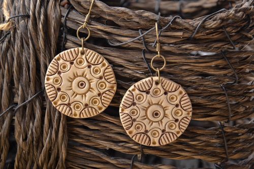 Boucles doreilles pendantes faites main - MADEheart.com