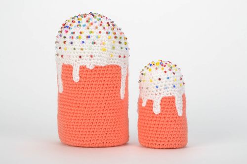 Set of 2 pink handmade crochet soft Easter cakes with beads  - MADEheart.com