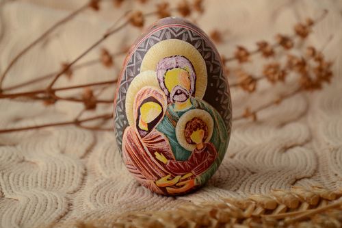 Handmade painted Easter egg - MADEheart.com
