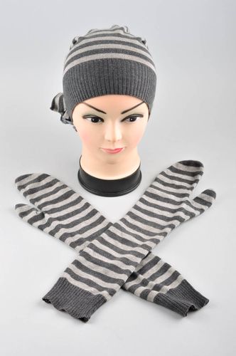Striped handmade hat womens mittens fashion accessories winter outfits - MADEheart.com