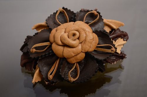 Leather hair clip - MADEheart.com