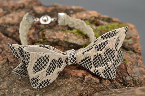Genuine leather bracelet Bow - MADEheart.com