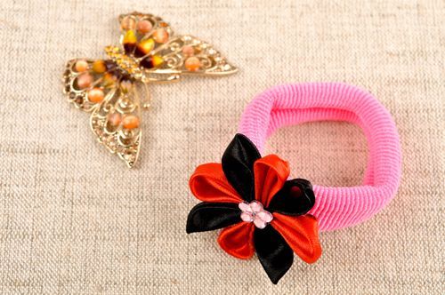 Beautiful handmade flower scrunchy hair tie accessories for girls gift ideas - MADEheart.com