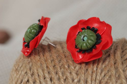 Boucles doreilles pendantes Bijoux fait main fleur Cadeau pour femme Coquelicot - MADEheart.com