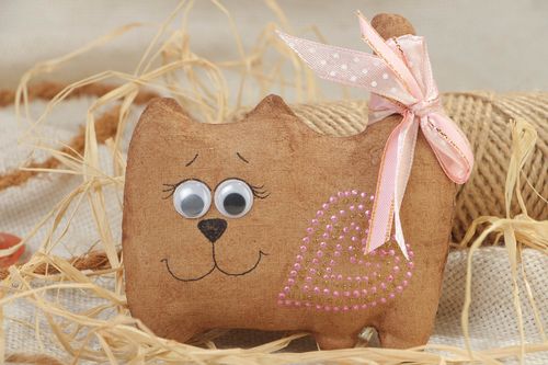 Handmade textile cotton fabric scented soft fridge magnet in the shape of cat - MADEheart.com