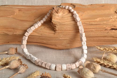 Colar de argila artesanal  - MADEheart.com