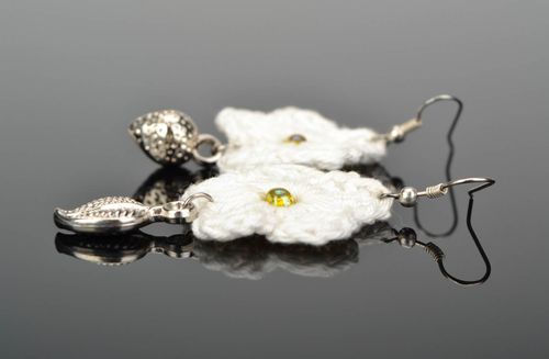 Brincos de malha com pingentes - MADEheart.com