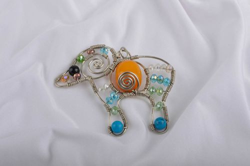 Anhänger Widder handgemachter Schmuck Accessoire für Frauen mit Bernstein - MADEheart.com