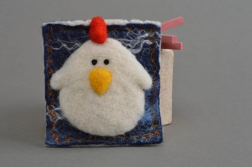 Fridge magnet for children made of wool with small toy handmade kitchen decor - MADEheart.com