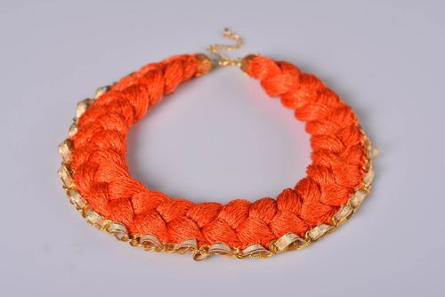 Collana tessile con perline fatta a mano originale di moda bigiotteria da donna - MADEheart.com