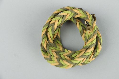 Suede green bracelet - MADEheart.com