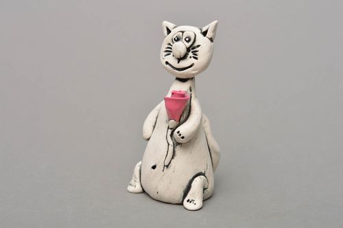 Figurine en porcelaine peinte de glaçure et couleurs acryliques faite main Chat - MADEheart.com