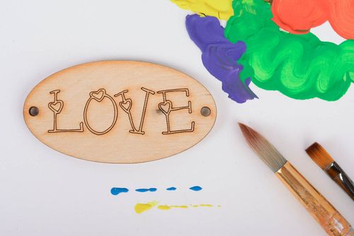Forme en bois à peindre originale Love - MADEheart.com