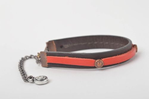 Beautiful handmade leather bracelet leather goods fashion accessories - MADEheart.com