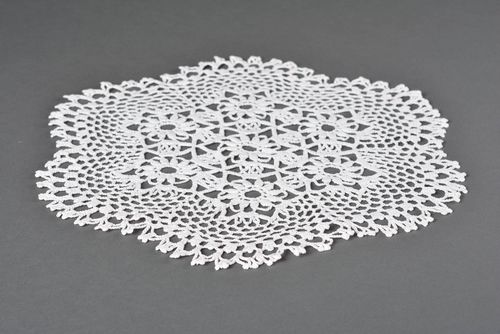 Napperon blanc fait main Textile de table au crochet en coton Déco maison - MADEheart.com