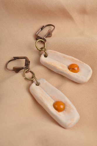 Pendientes largos hechos a mano bisutería de cerámica accesorio de mujer  - MADEheart.com