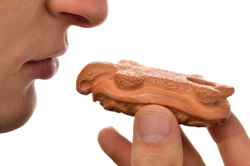 Pipa de barro hecha a mano accesorio para fumador regalo para hombre moderno - MADEheart.com