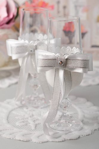 Handmade wedding champagne glasses wedding decor wedding accessories cool gifts - MADEheart.com
