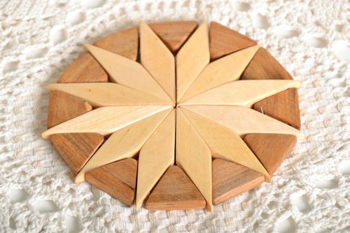 Suporte redondo sob o quente artesanal  - MADEheart.com