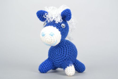 Crochet toy Horse - MADEheart.com