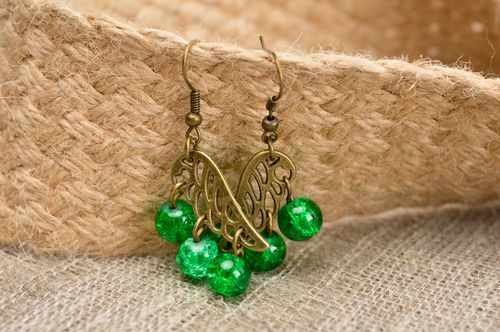 Orecchini di metallo fatti a mano lunghi accessorio originale bello da donna - MADEheart.com