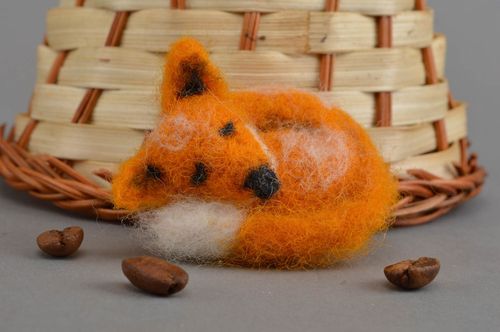 Handmade toy wool toy felted fox interior decorating ideas best gift for child - MADEheart.com