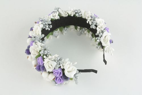Aro de cabelo decorado com flores - MADEheart.com