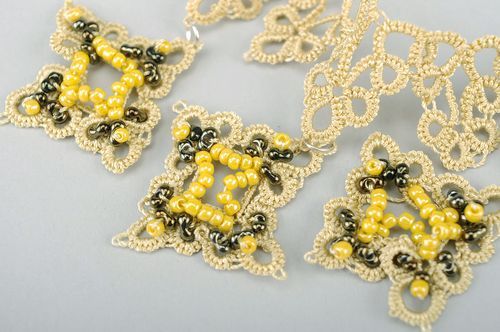 Lace Necklace - MADEheart.com