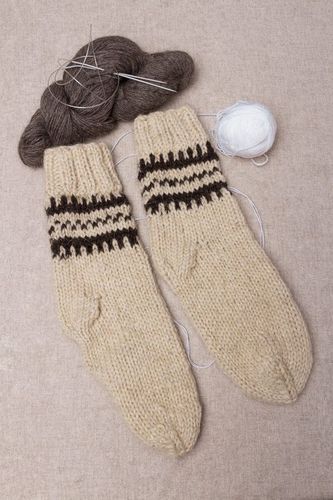 White woolen socks - MADEheart.com