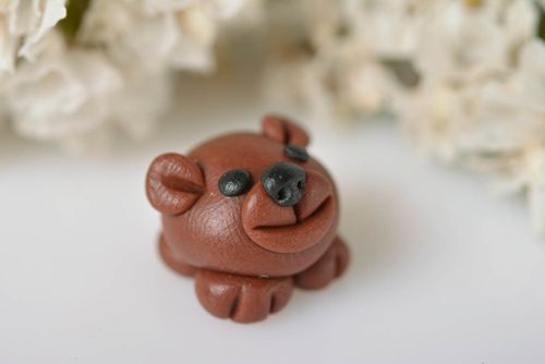 Deko Figur handmade Spielzeug Bär Haus Deko Dekoration Figur in Braun originell  - MADEheart.com