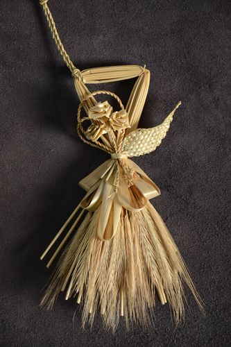 Handmade interior wall hanging decoration woven of straw with rye spikes - MADEheart.com