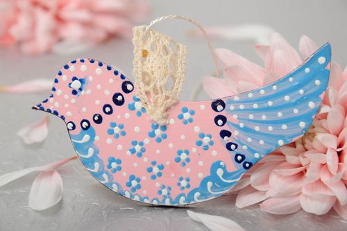 Colgante de pared hecho a mano  pintado con acrílicos para decorar casa pajarito - MADEheart.com