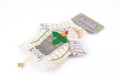 Suspension de Noël en tissu Maisonnette faite main - MADEheart.com