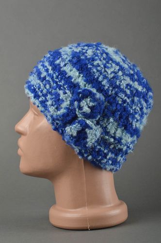 Bonnet au crochet fait main Chapeau tricot bleu chaud dhiver Vêtement enfant - MADEheart.com