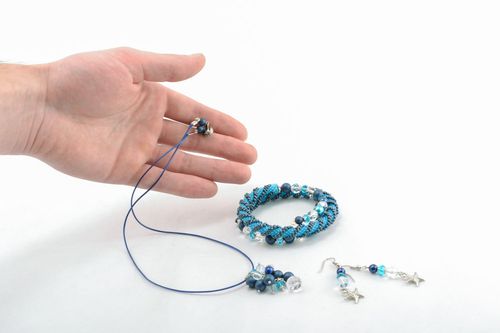 Ensemble de bijoux en perles de rocaille faits main - MADEheart.com