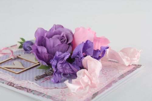 Cartão de felicitações com flores  - MADEheart.com