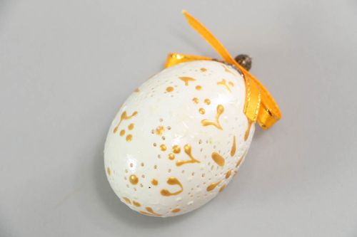 Carved egg - MADEheart.com