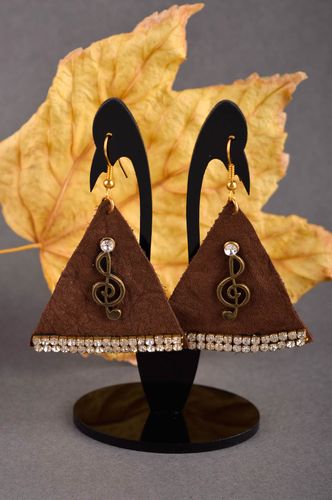 Handmade earrings designer earrings unusual accessory beads earrings gift ideas - MADEheart.com