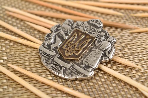 Metal brooch Coat of Arms of Ukraine - MADEheart.com