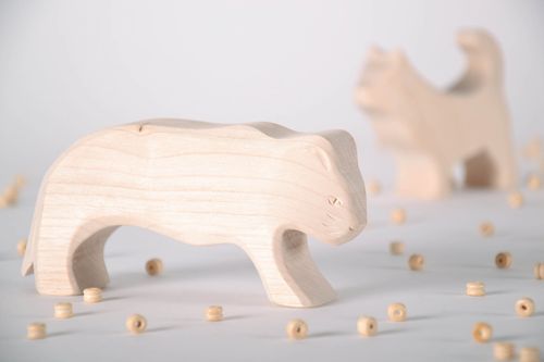 Wooden toy Puma - MADEheart.com