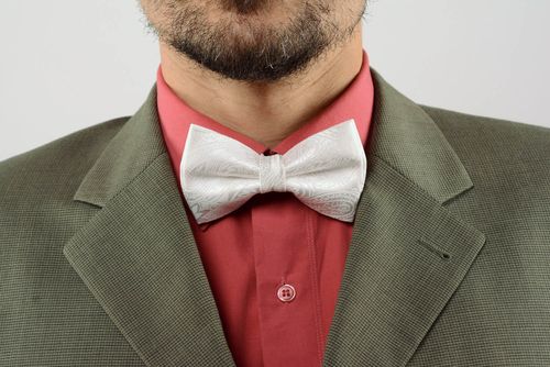 White bow tie - MADEheart.com
