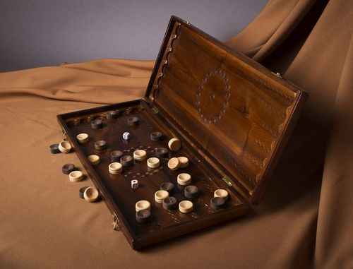 Wooden backgammon - MADEheart.com