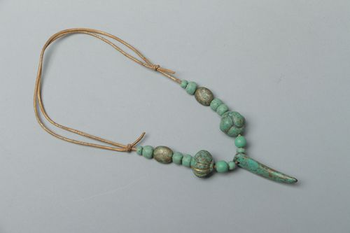 Colgante de arcilla polimérica hecho a mano - MADEheart.com