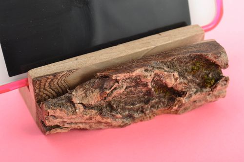 Soporte para móvil hecho a mano de madera ecológico regalo original hermoso - MADEheart.com