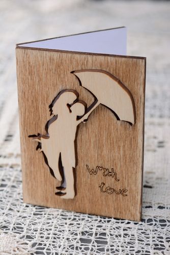Plywood greeting card with couple in love image - MADEheart.com