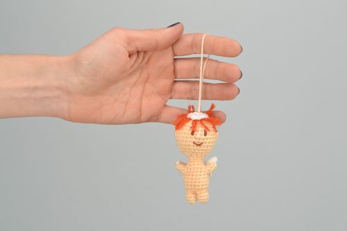 Gestricktes Spielzeug handmade Engelchen - MADEheart.com