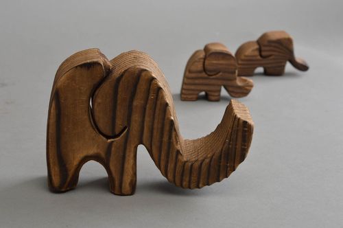 Deko Statuette aus Holz Elefant originell für Haus Dekor Künstler Handarbeit - MADEheart.com