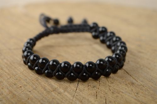 Black macrame woven bracelet - MADEheart.com